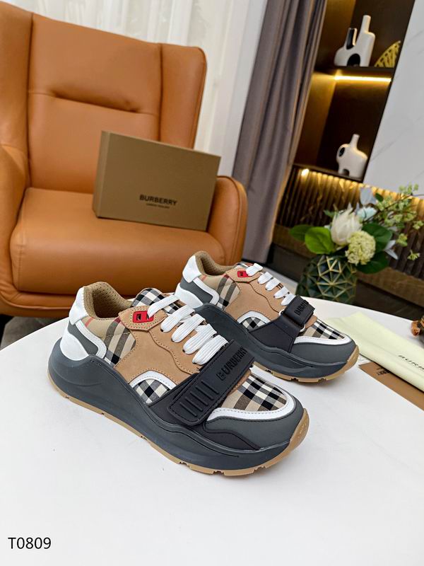 men Burberry shoes-237